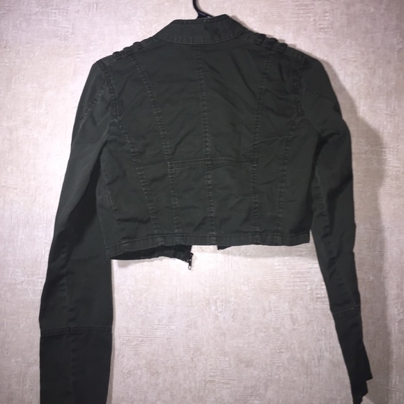 Cropped jacket - Picture 4 of 5